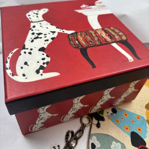 Dog-Themed Gift Set With Charm Bracelet Canvas Zipper Pouch & Decorative Box - Picture 7 of 7